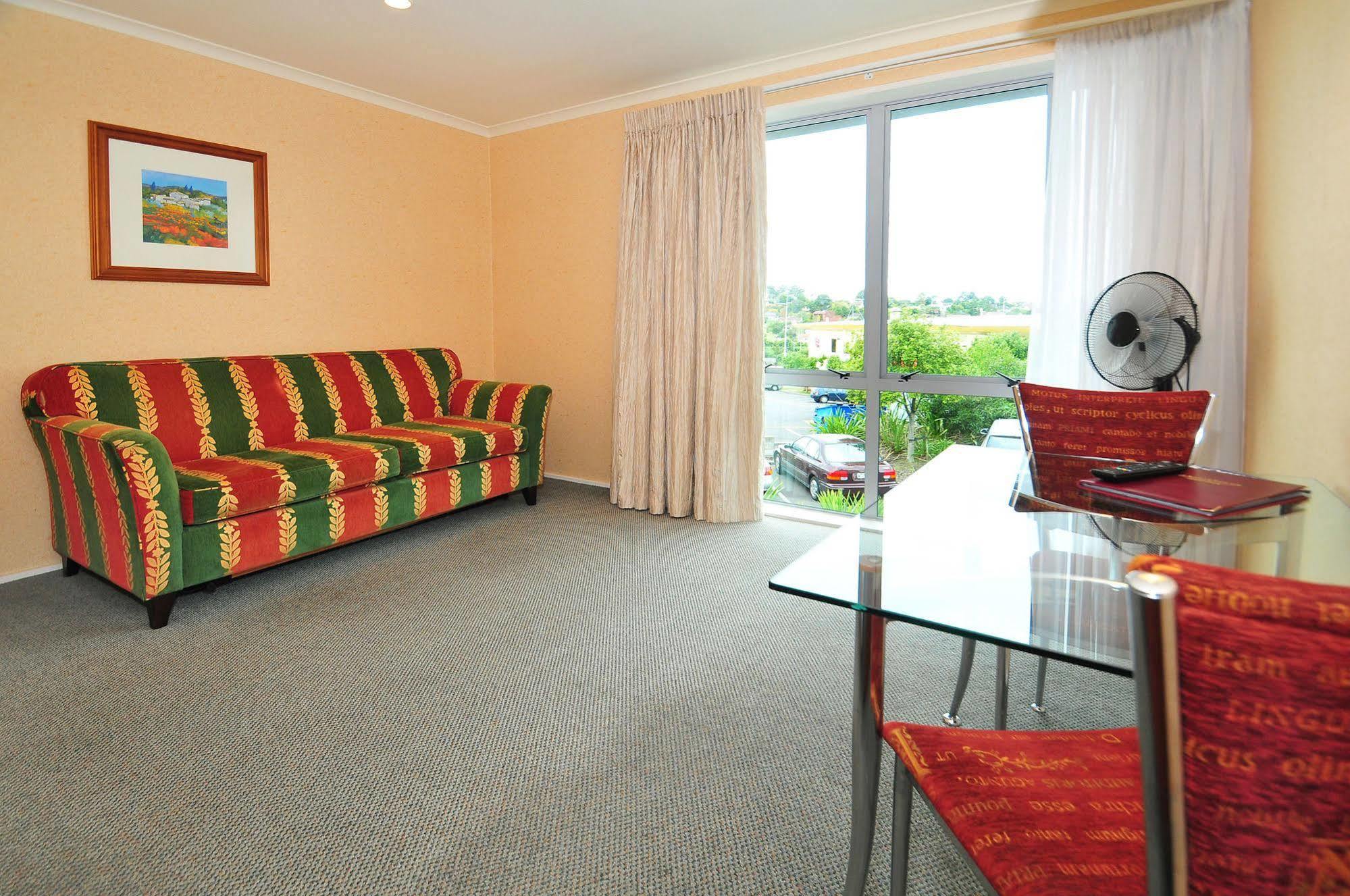 Aristotles North Shore Motel Auckland Exterior photo